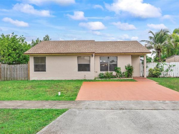 16110 SW 300th St , Homestead, FL 33033