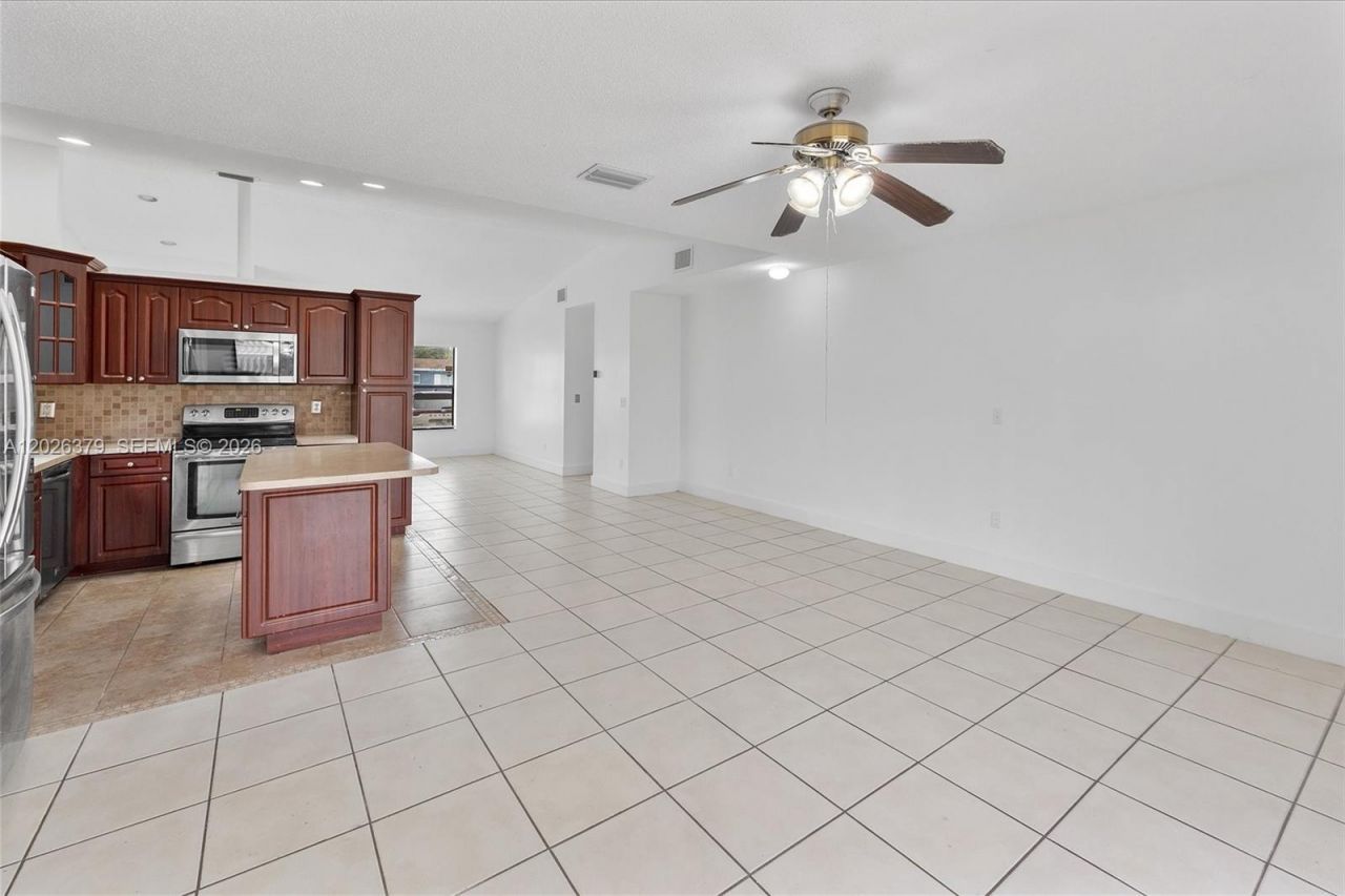 16110 SW 300th St , Homestead, FL 33033 Photo