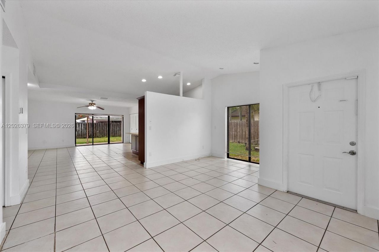 16110 SW 300th St , Homestead, FL 33033 Photo