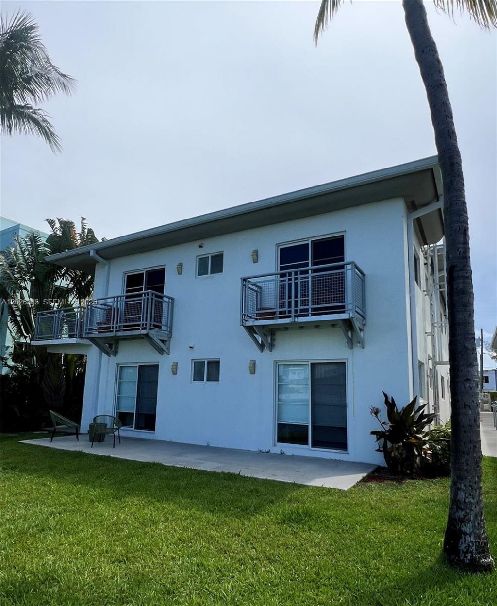 6905 Bay Dr , Unit 13, Miami Beach, FL 33141 Photo