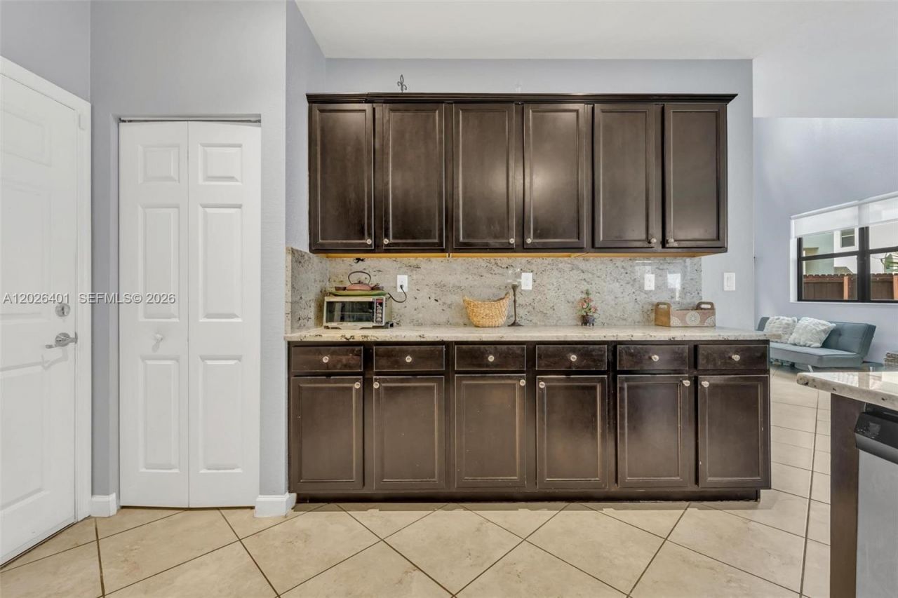 581 SE 34th Ter , Homestead, FL 33033 Photo