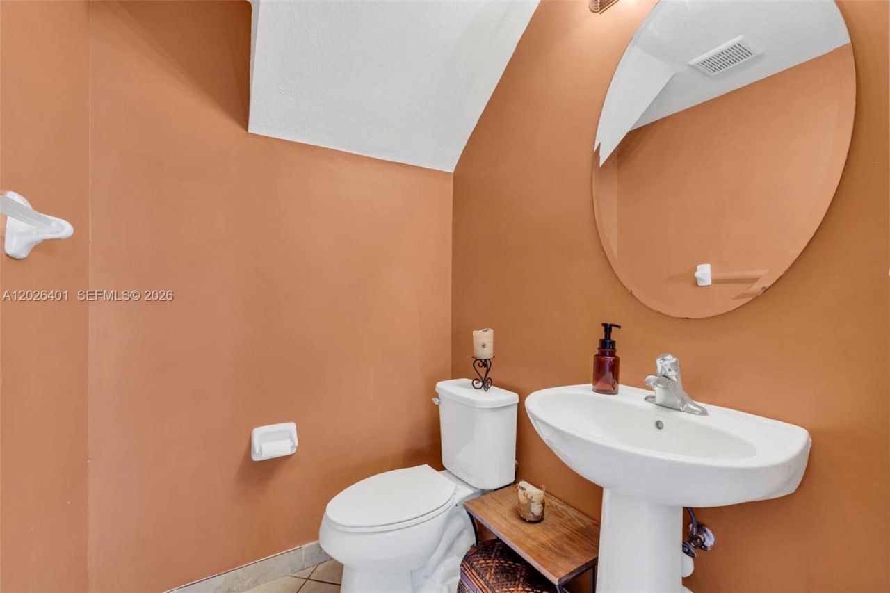 581 SE 34th Ter , Homestead, FL 33033 Photo