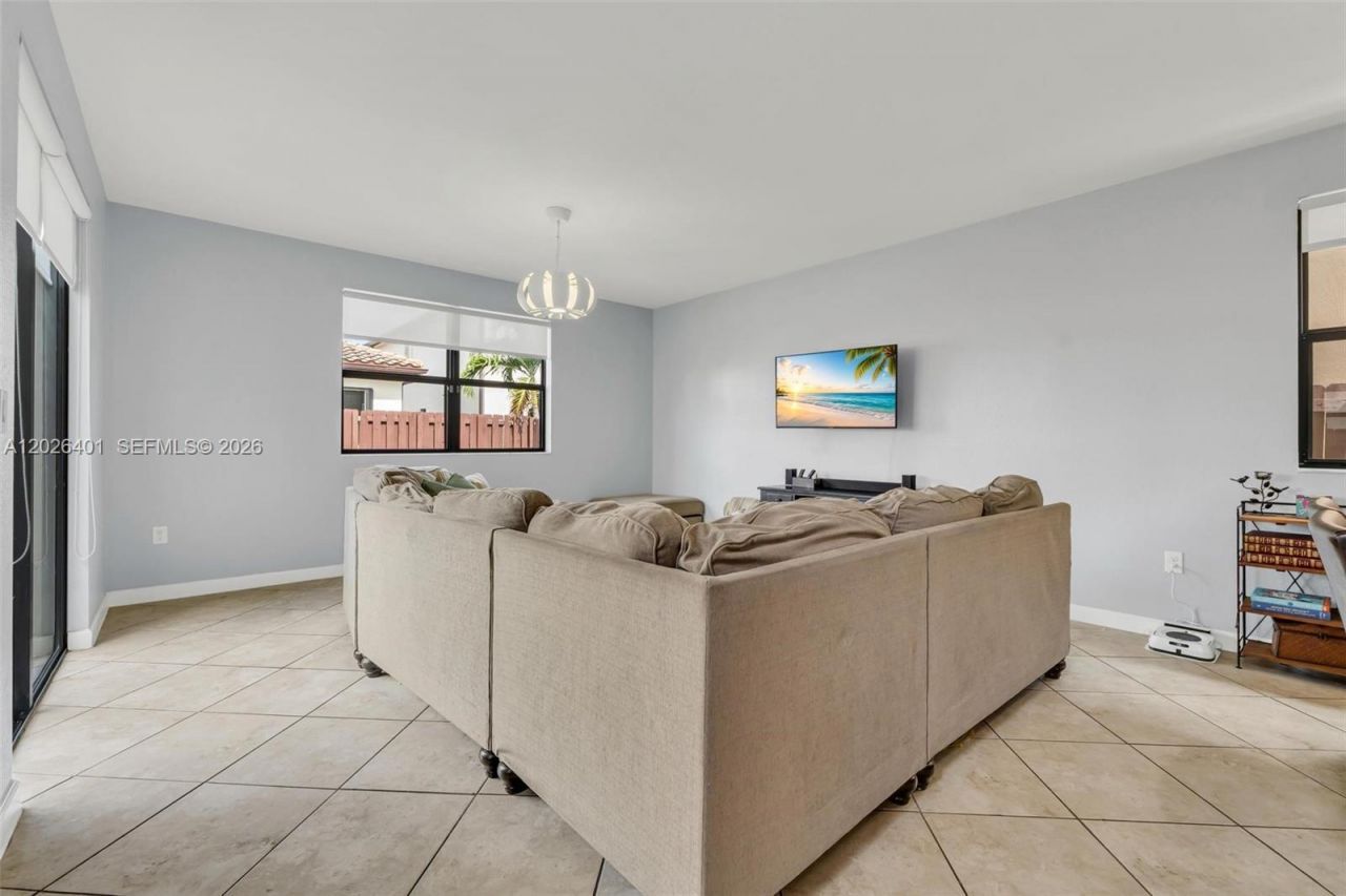 581 SE 34th Ter , Homestead, FL 33033 Photo