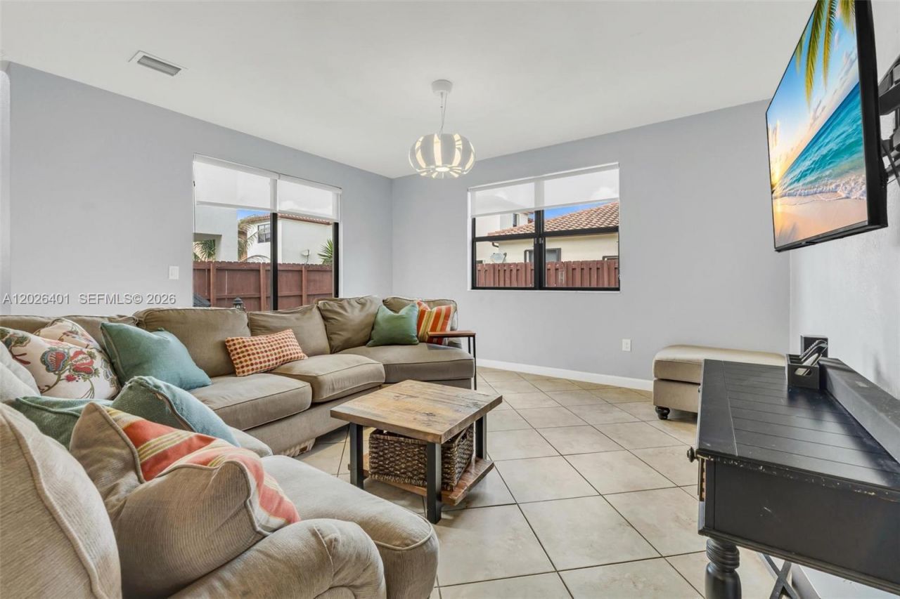 581 SE 34th Ter , Homestead, FL 33033 Photo