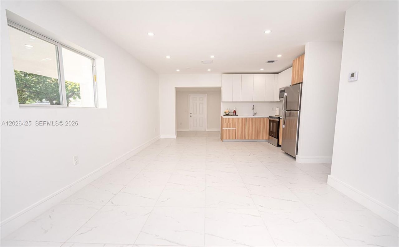 20720 NW 34 Avenue, Miami Gardens, FL 33056 Photo