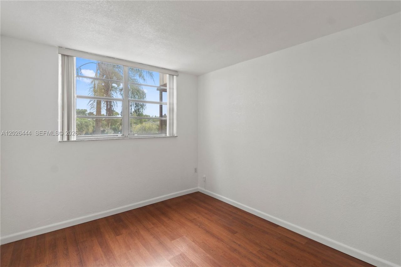 7100 NW 17th St , Unit 219, Plantation, FL 33313 Photo