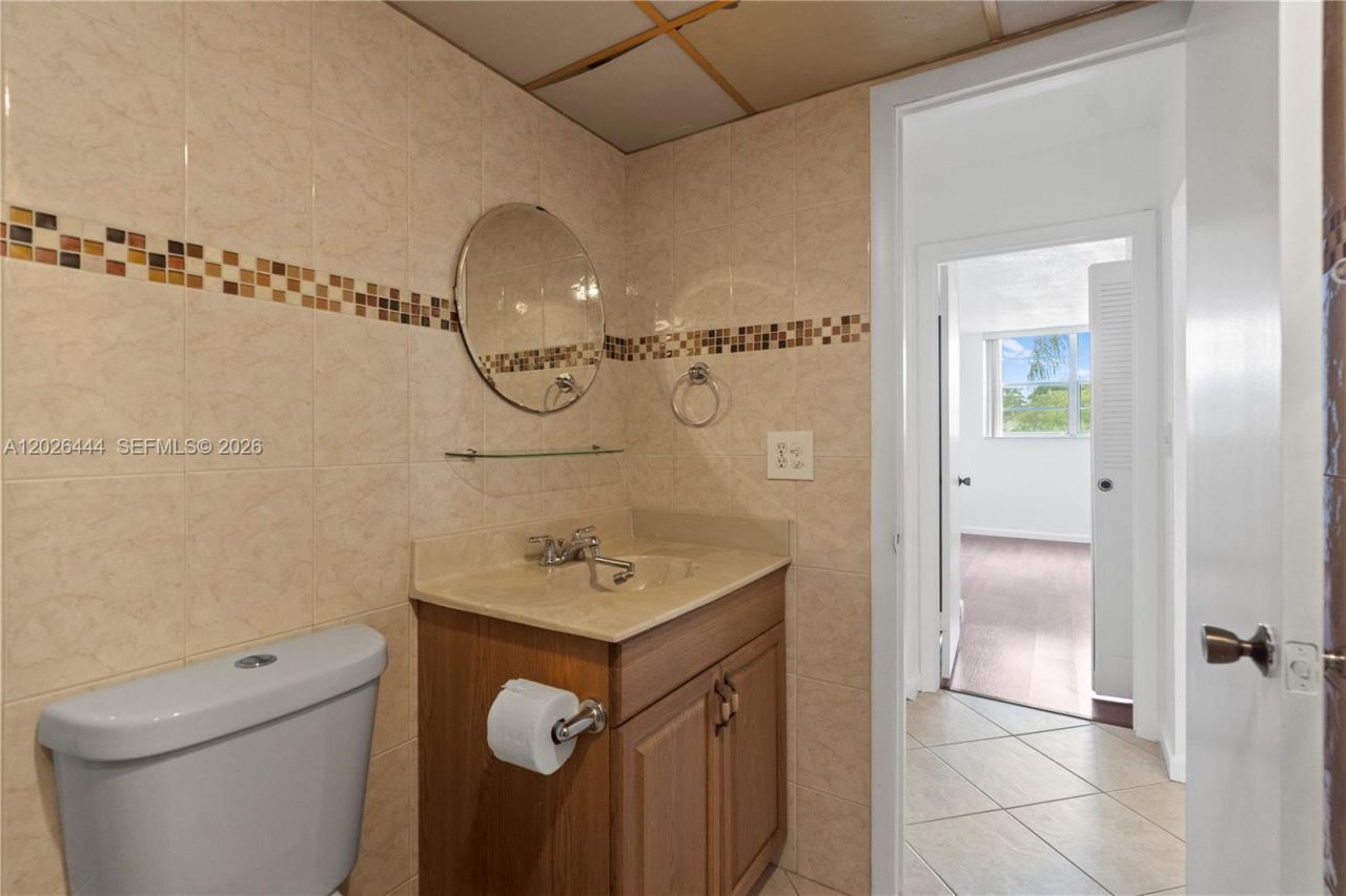 7100 NW 17th St , Unit 219, Plantation, FL 33313 Photo