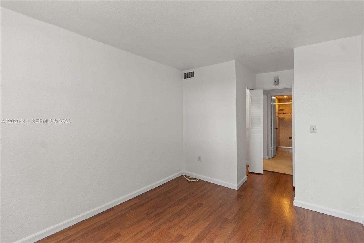 7100 NW 17th St , Unit 219, Plantation, FL 33313 Photo