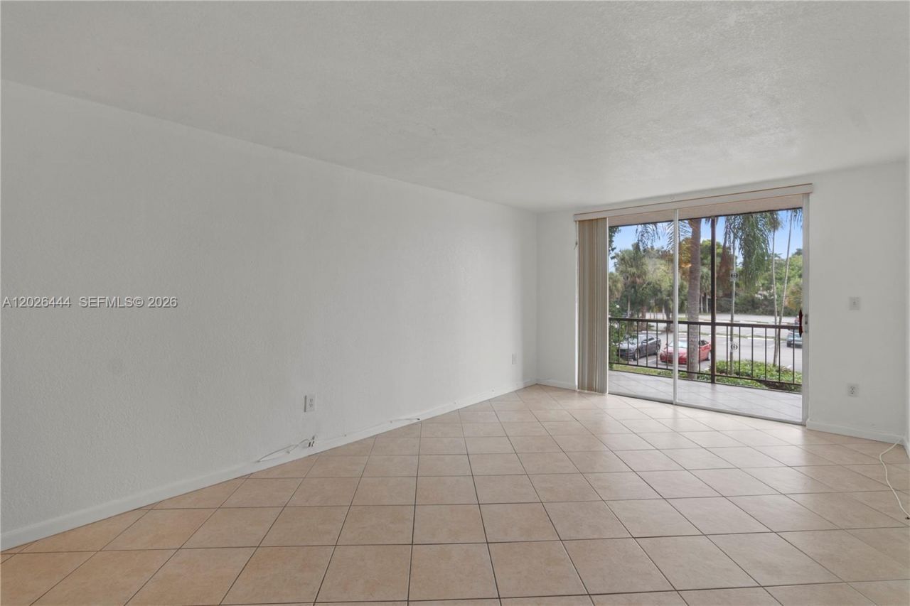 7100 NW 17th St , Unit 219, Plantation, FL 33313 Photo