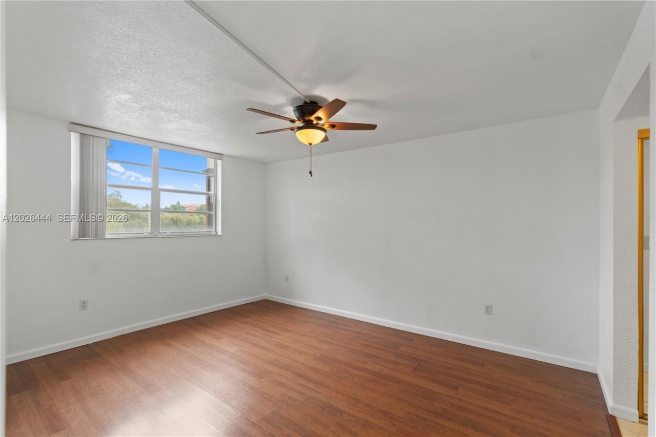 7100 NW 17th St , Unit 219, Plantation, FL 33313 Photo