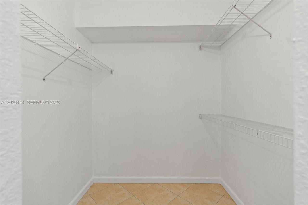 7100 NW 17th St , Unit 219, Plantation, FL 33313 Photo