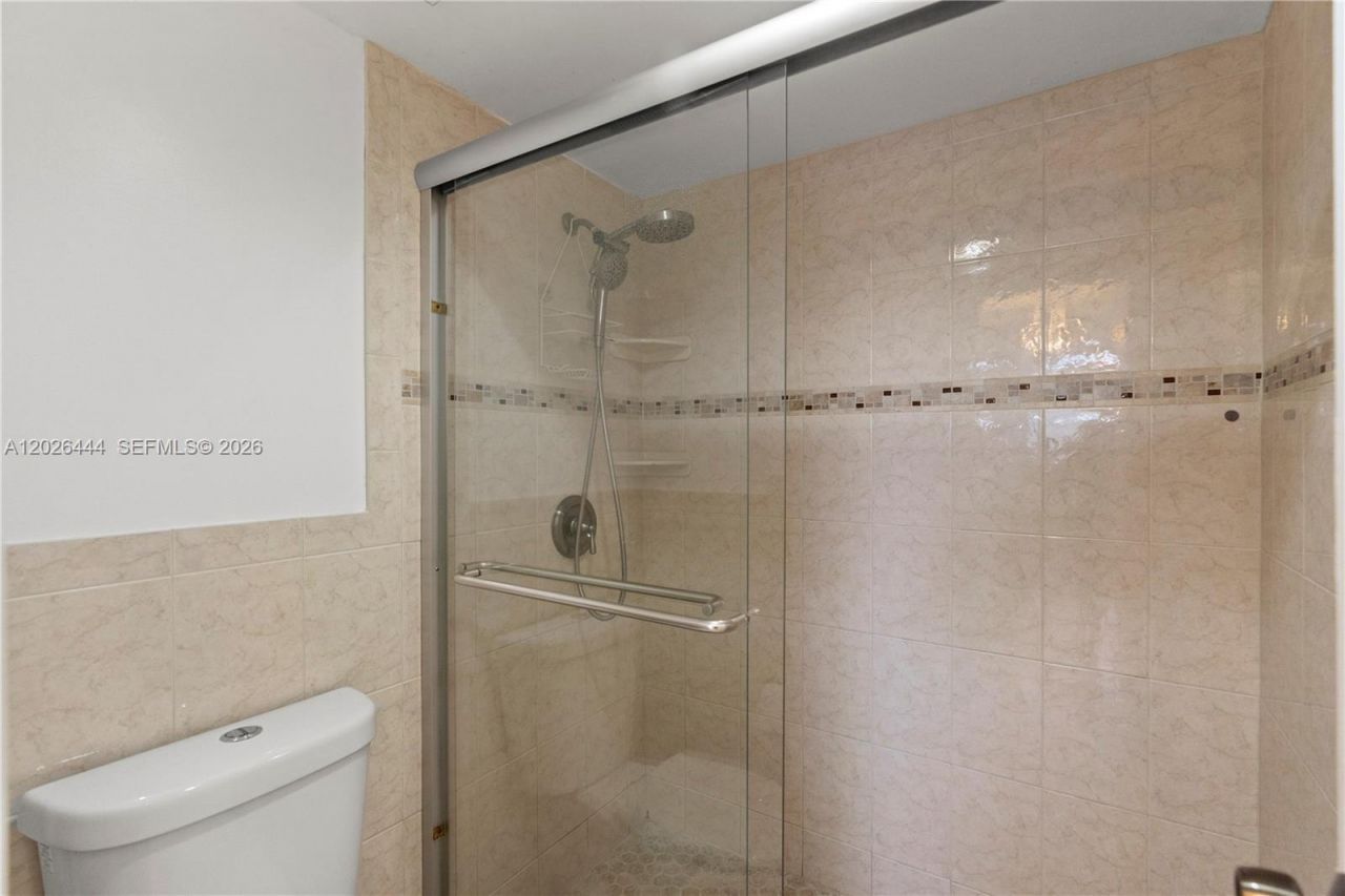 7100 NW 17th St , Unit 219, Plantation, FL 33313 Photo