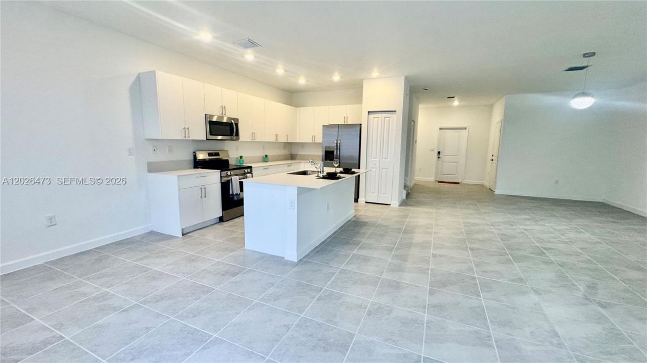 19479 SW 340th St , Unit 1, Homestead, FL 33034 Photo