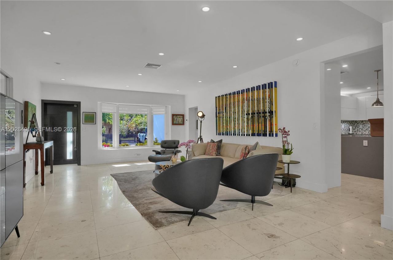 6111 SW 86th St , South Miami, FL 33143 Photo