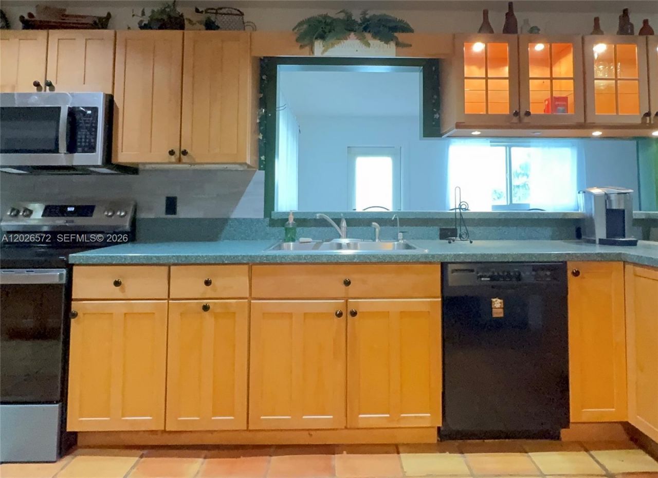 19505 SW 272nd St , Homestead, FL 33031 Photo