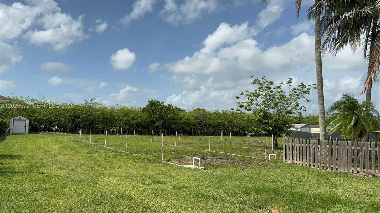 19505 SW 272nd St , Homestead, FL 33031 Photo