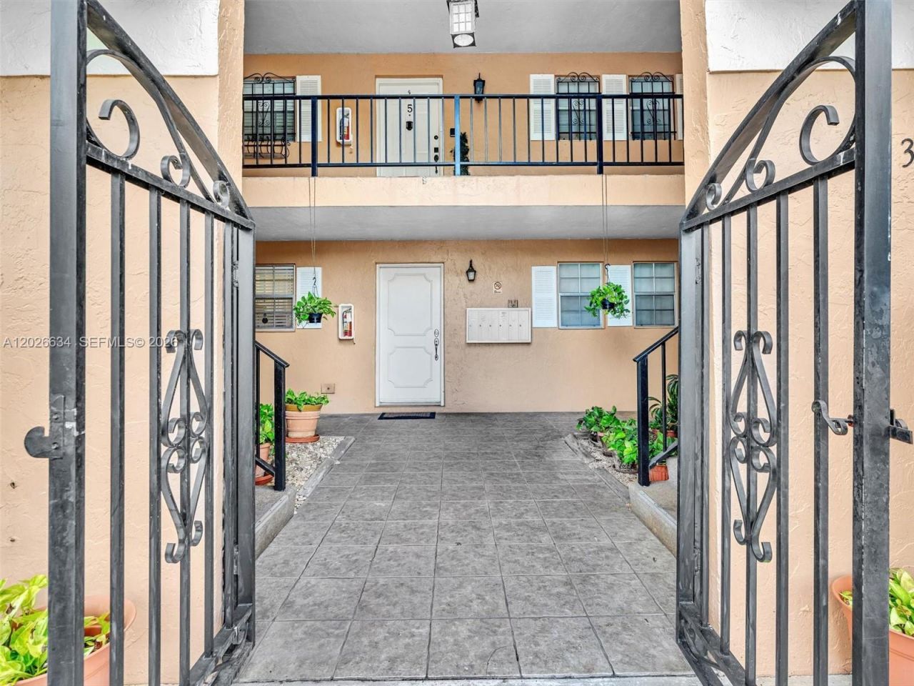 3660 Citrus Trce , Unit 2, Davie, FL 33328 Photo