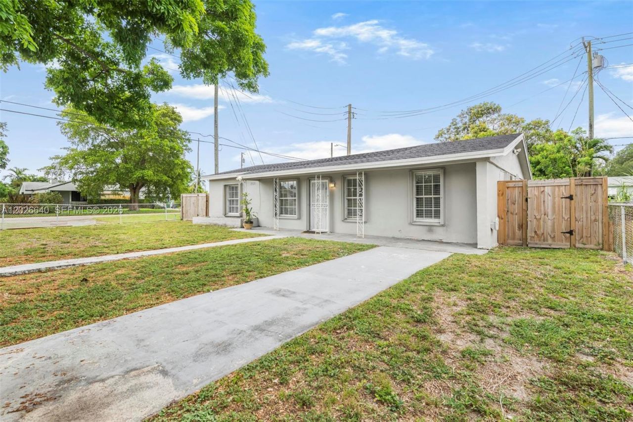 1200 NW 87th St , Unit 1, Miami, FL 33147 Photo