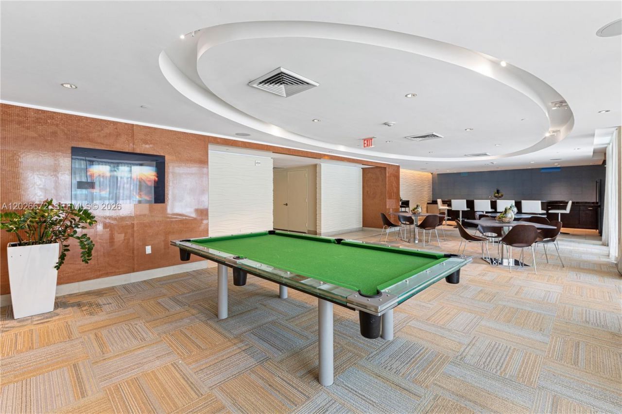 951 Brickell Ave , Unit 1801, Miami, FL 33131 Photo