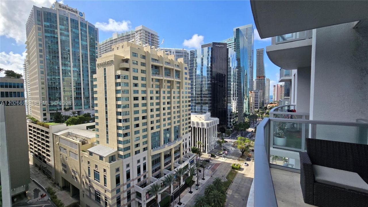 1060 Brickell Ave, Unit 1503, Miami, FL 33131 Photo