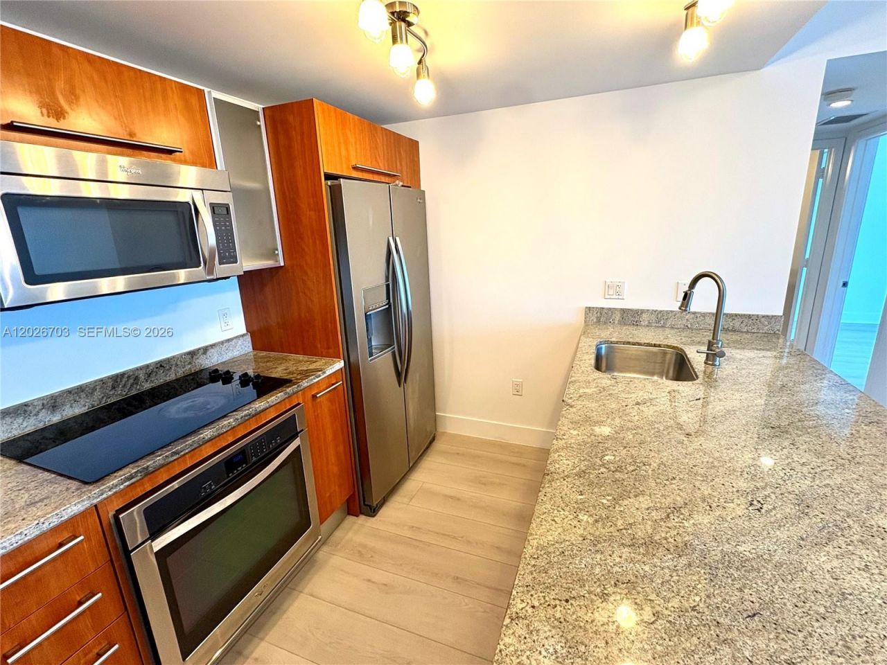 185 SW 7th St, Unit 2504, Miami, FL 33130 Photo
