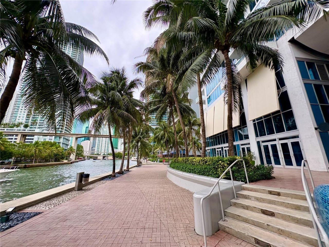 185 SW 7th St, Unit 2504, Miami, FL 33130 Photo