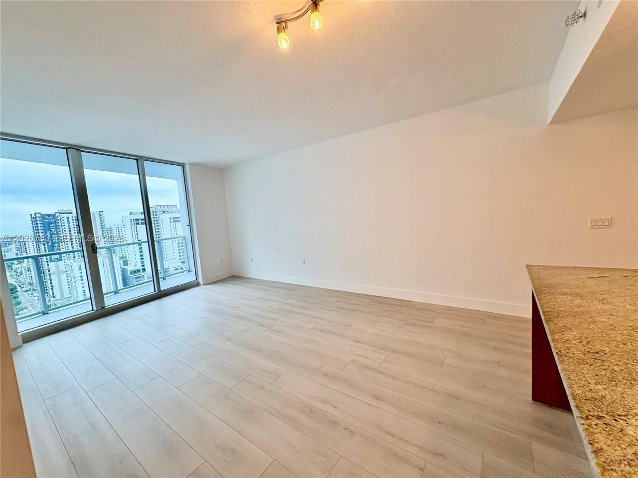 185 SW 7th St, Unit 2504, Miami, FL 33130 Photo