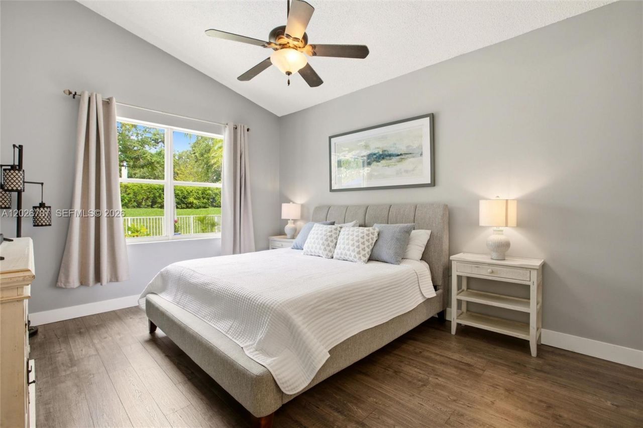180 SW 167th Ave, Pembroke Pines, FL 33027 Photo