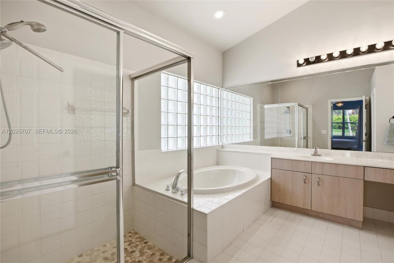 180 SW 167th Ave, Pembroke Pines, FL 33027 Photo