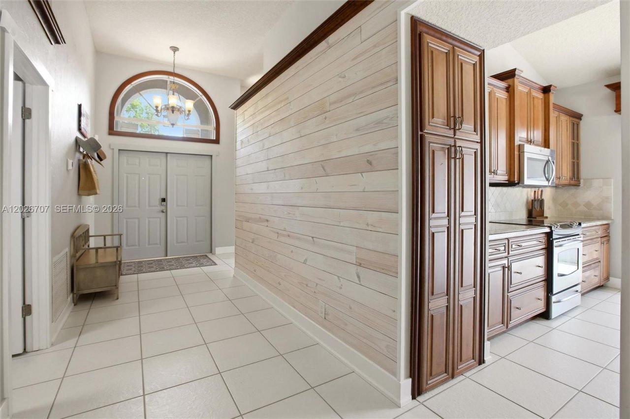 180 SW 167th Ave, Pembroke Pines, FL 33027 Photo