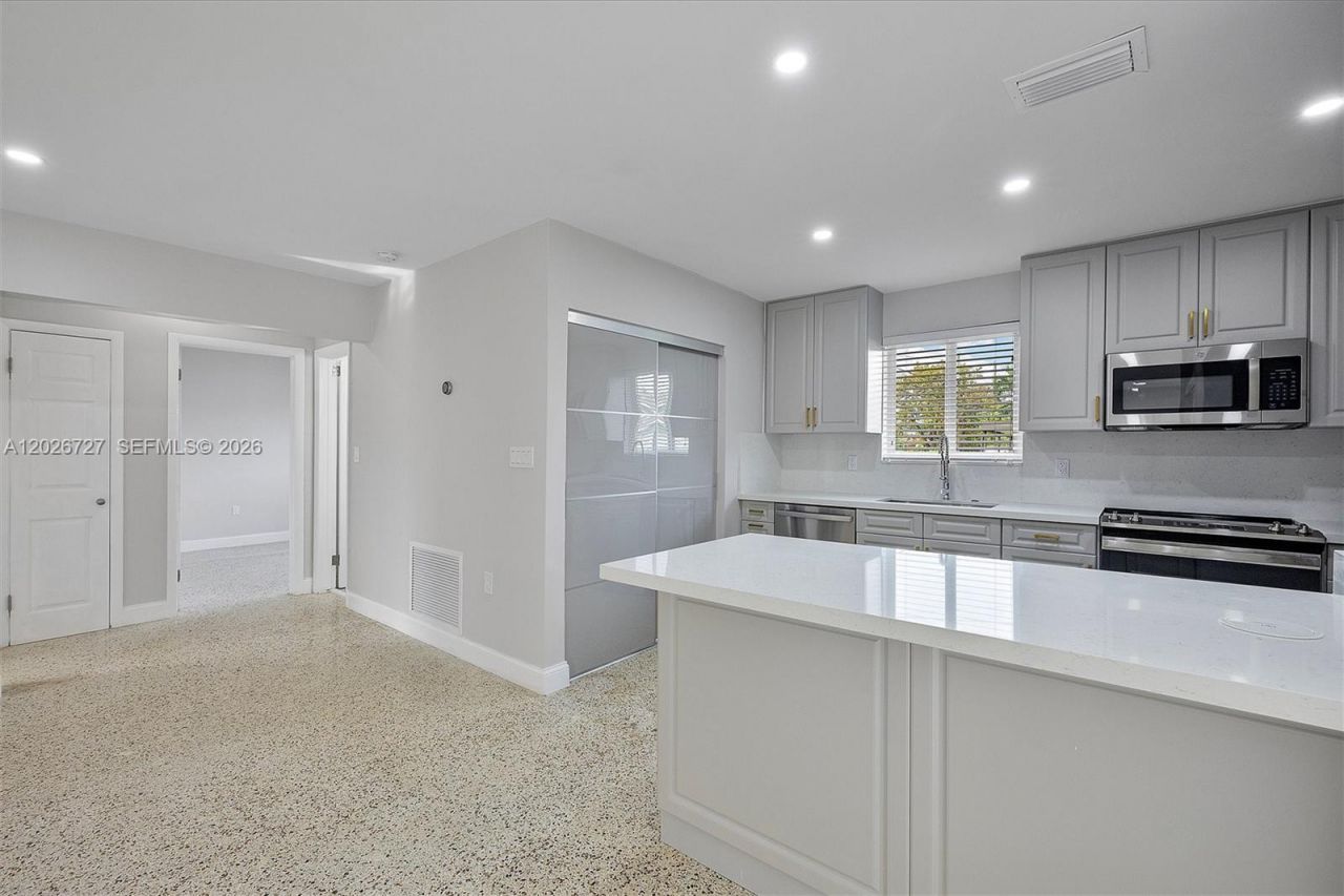 3820 SW 92nd Ave , Unit 3820, Miami, FL 33165 Photo