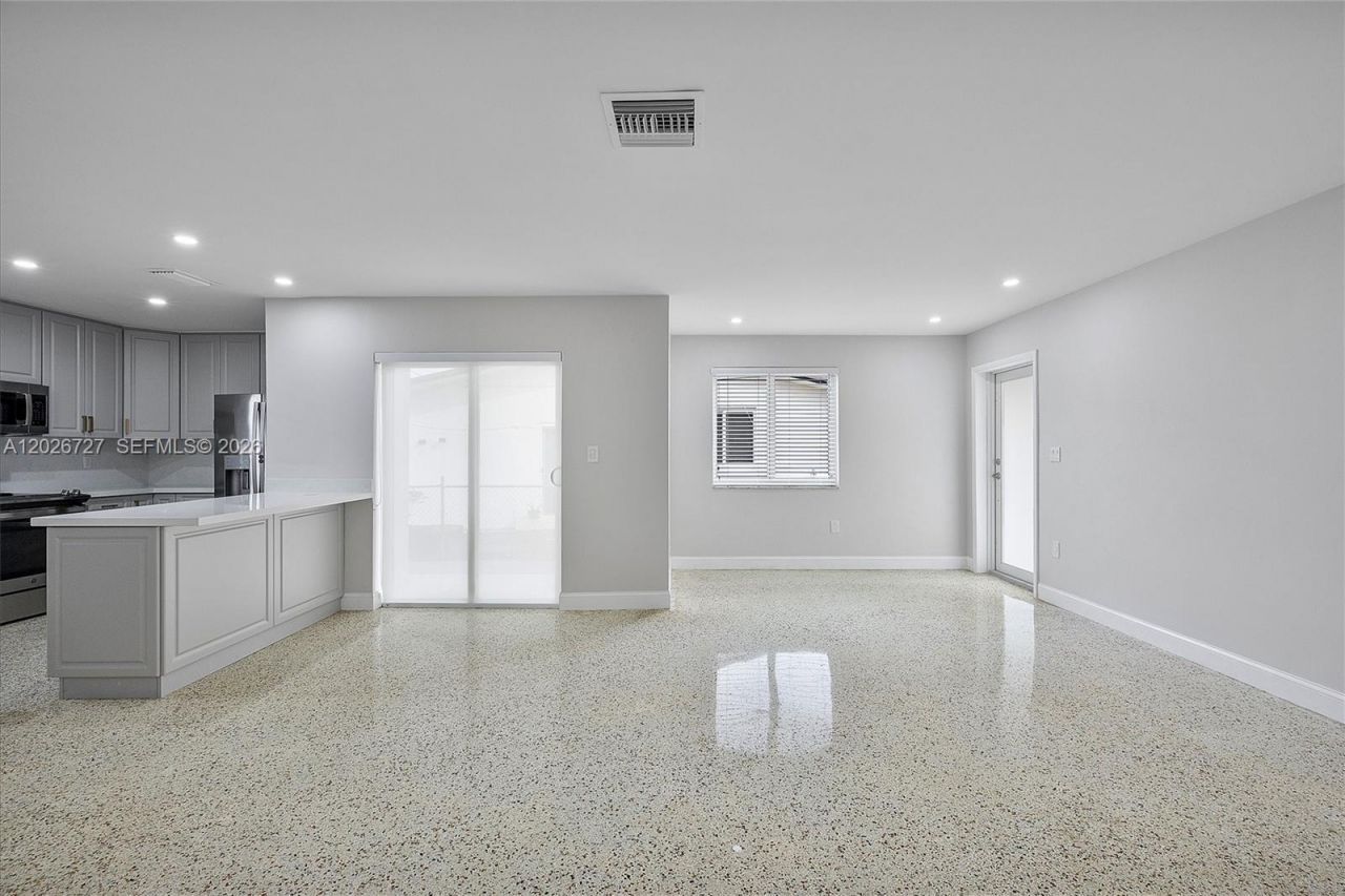 3820 SW 92nd Ave , Unit 3820, Miami, FL 33165 Photo