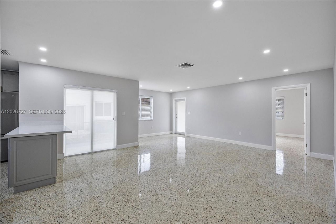 3820 SW 92nd Ave , Unit 3820, Miami, FL 33165 Photo