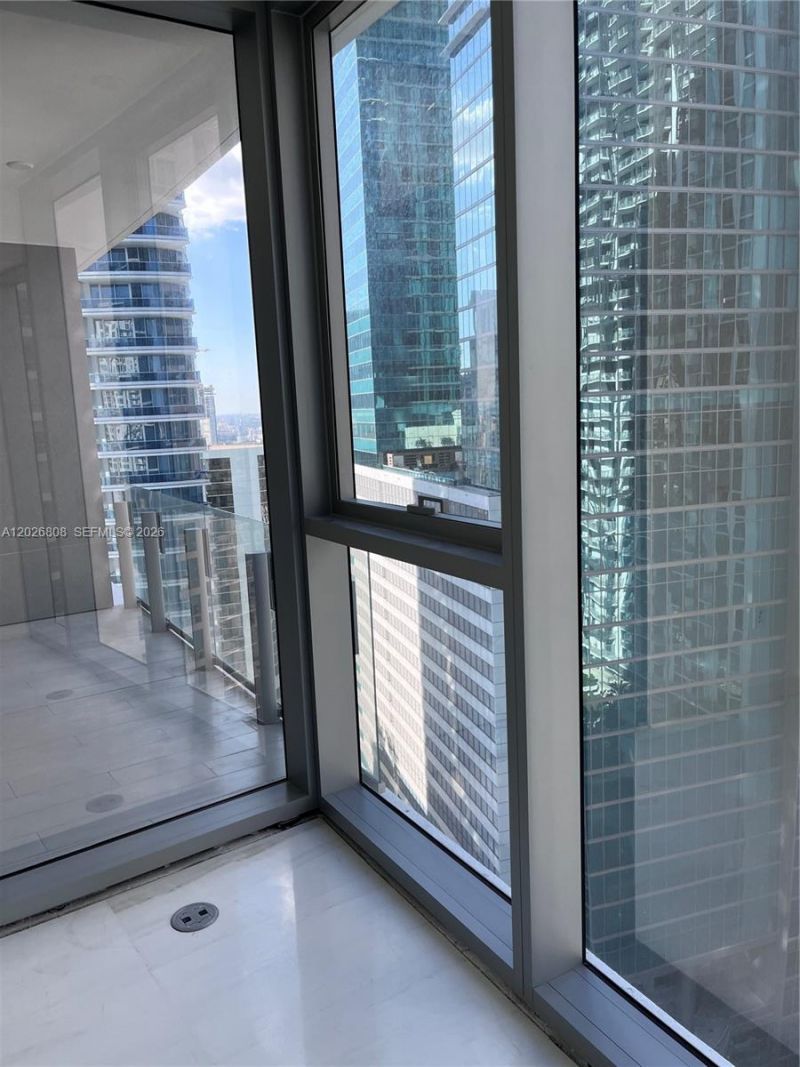 300 Biscayne Boulevard Way , Unit 2509W, Miami, FL 33131 Photo