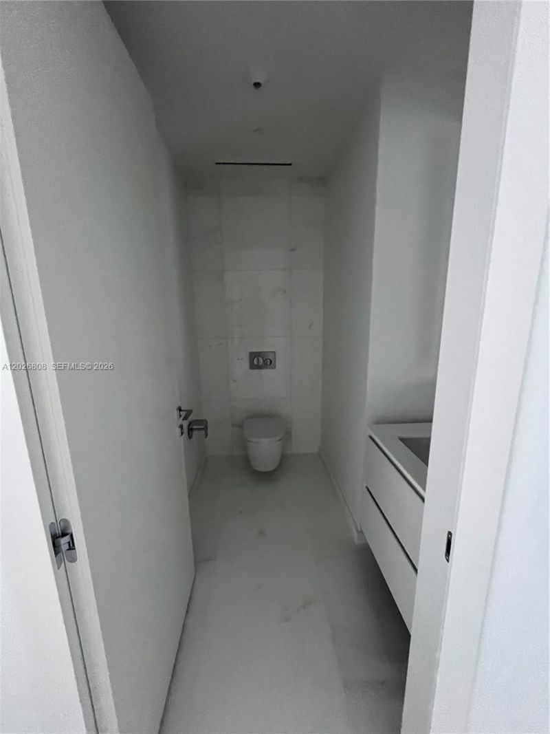 300 Biscayne Boulevard Way , Unit 2509W, Miami, FL 33131 Photo