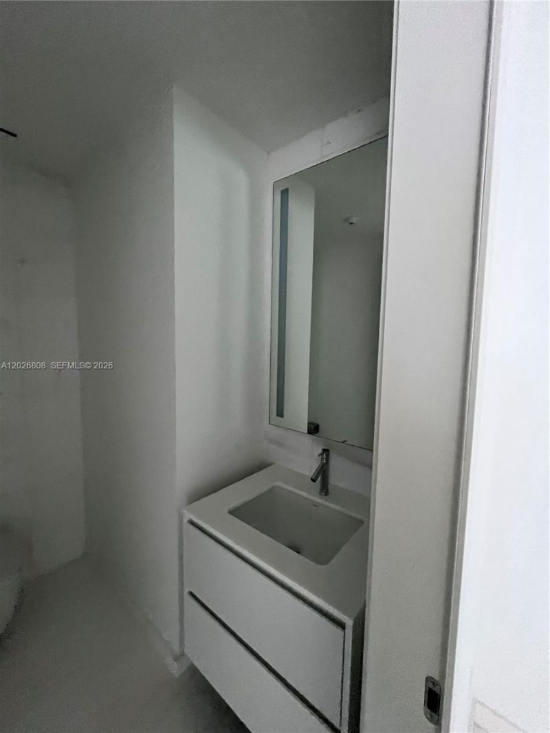 300 Biscayne Boulevard Way , Unit 2509W, Miami, FL 33131 Photo