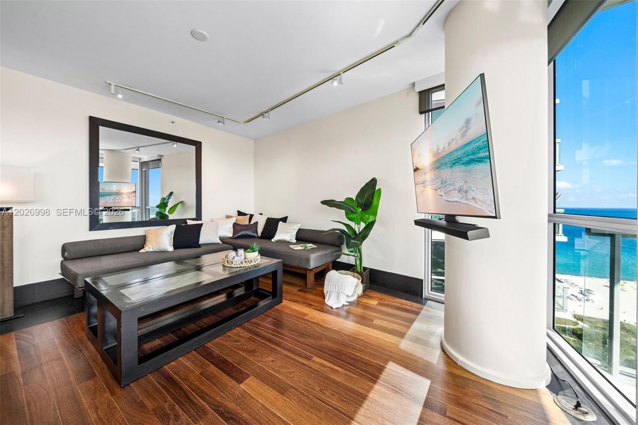 101 20th St, Unit 2404, Miami Beach, FL 33139 Photo