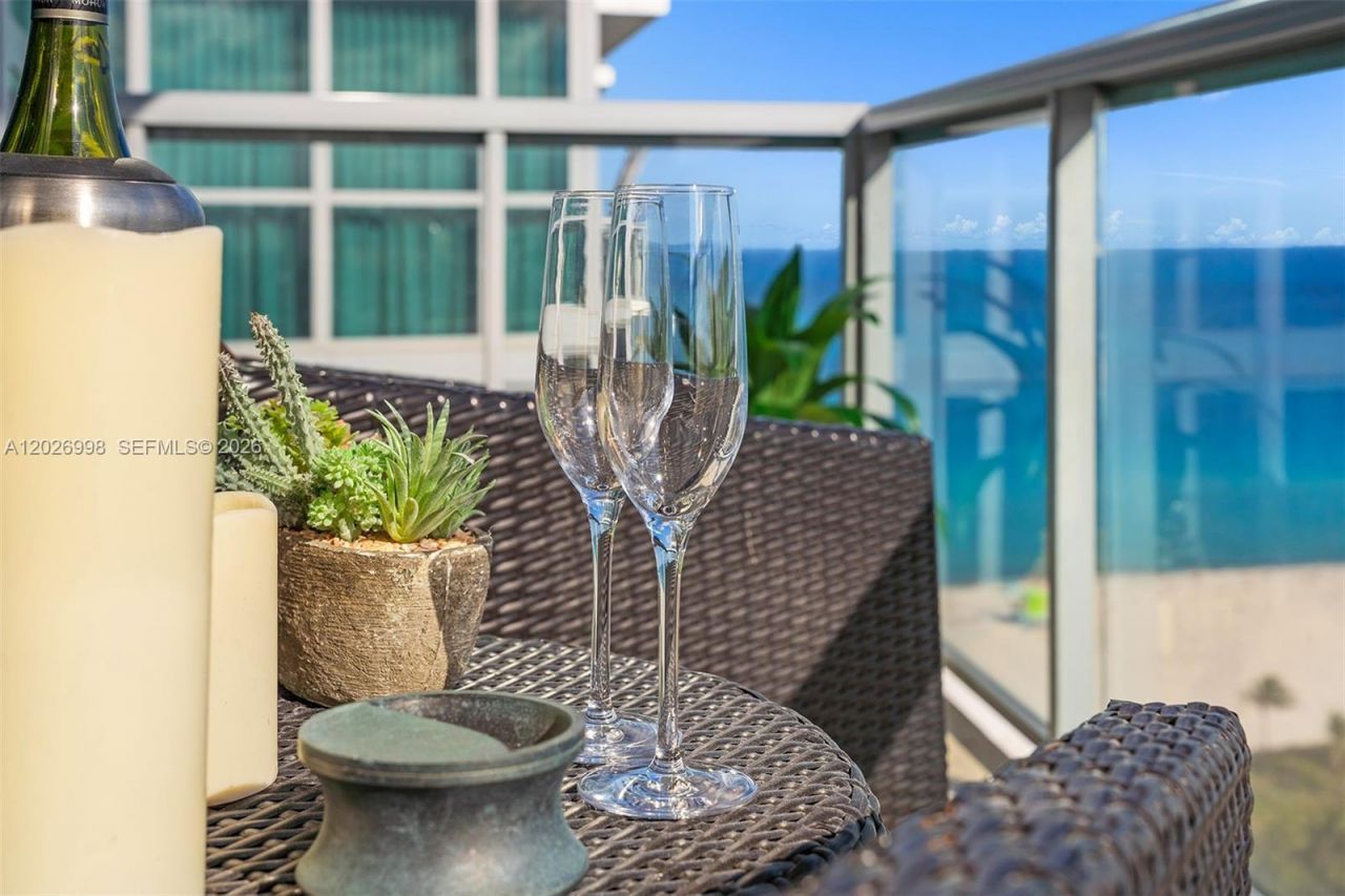 101 20th St, Unit 2404, Miami Beach, FL 33139 Photo