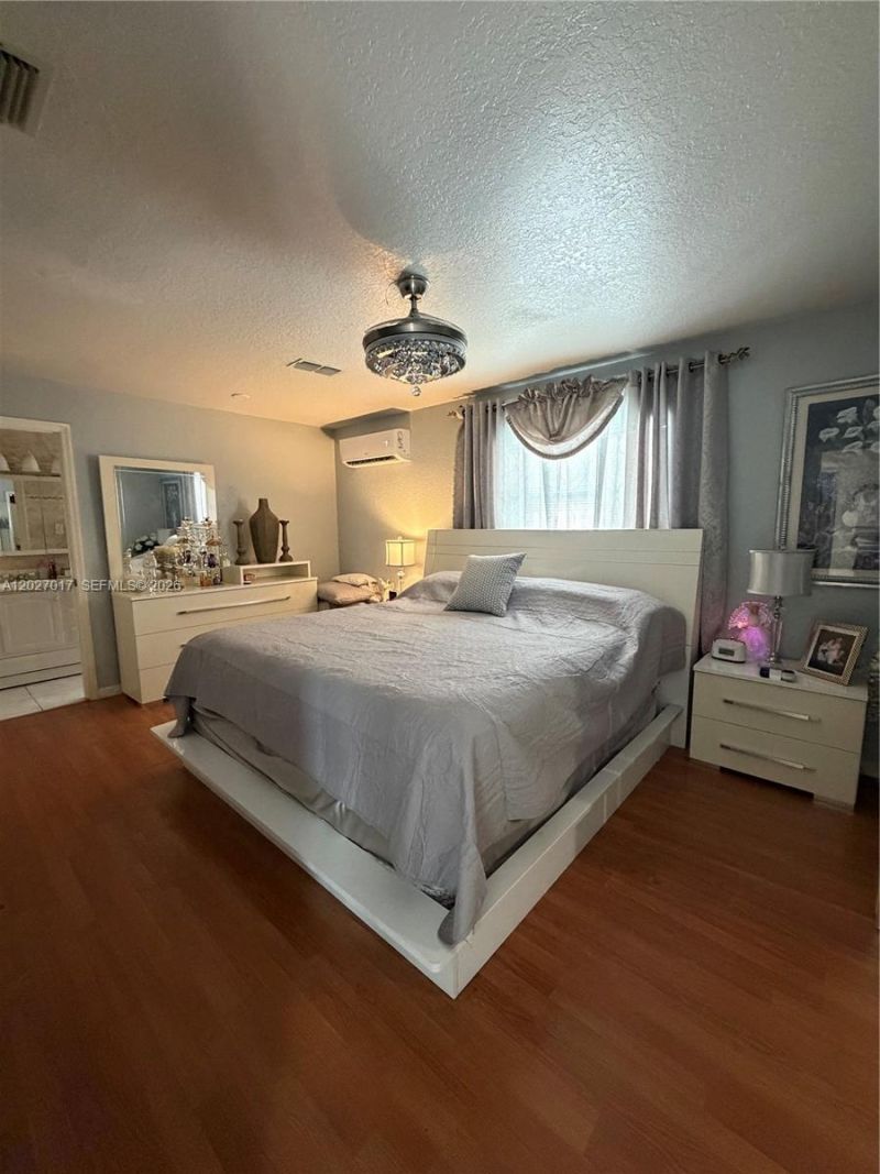 4162 Kingsbridge Drive , Orlando, FL 32839 Photo