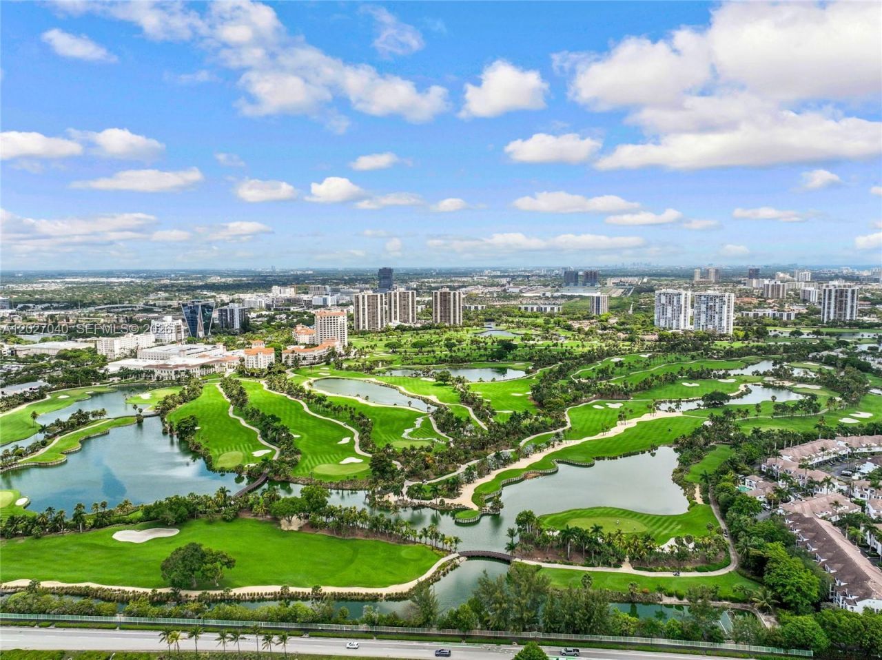 3600 Mystic Pointe Dr , Unit 812, Aventura, FL 33180 Photo