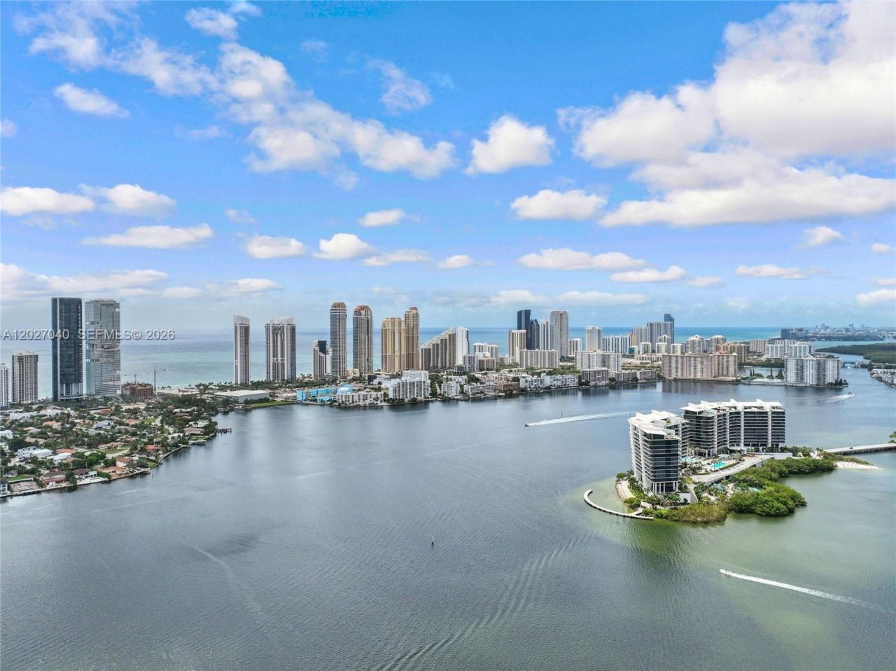 3600 Mystic Pointe Dr , Unit 812, Aventura, FL 33180 Photo