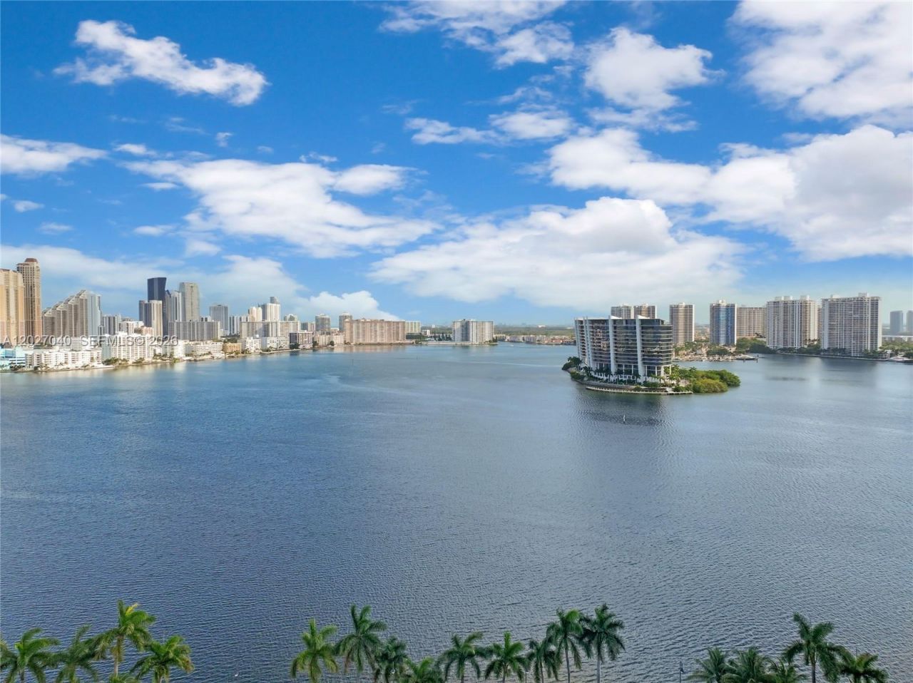 3600 Mystic Pointe Dr , Unit 812, Aventura, FL 33180 Photo
