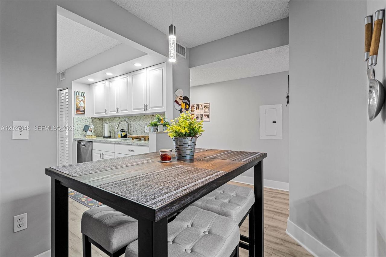 13355 SW 16th Ct , Unit 211E, Pembroke Pines, FL 33027 Photo