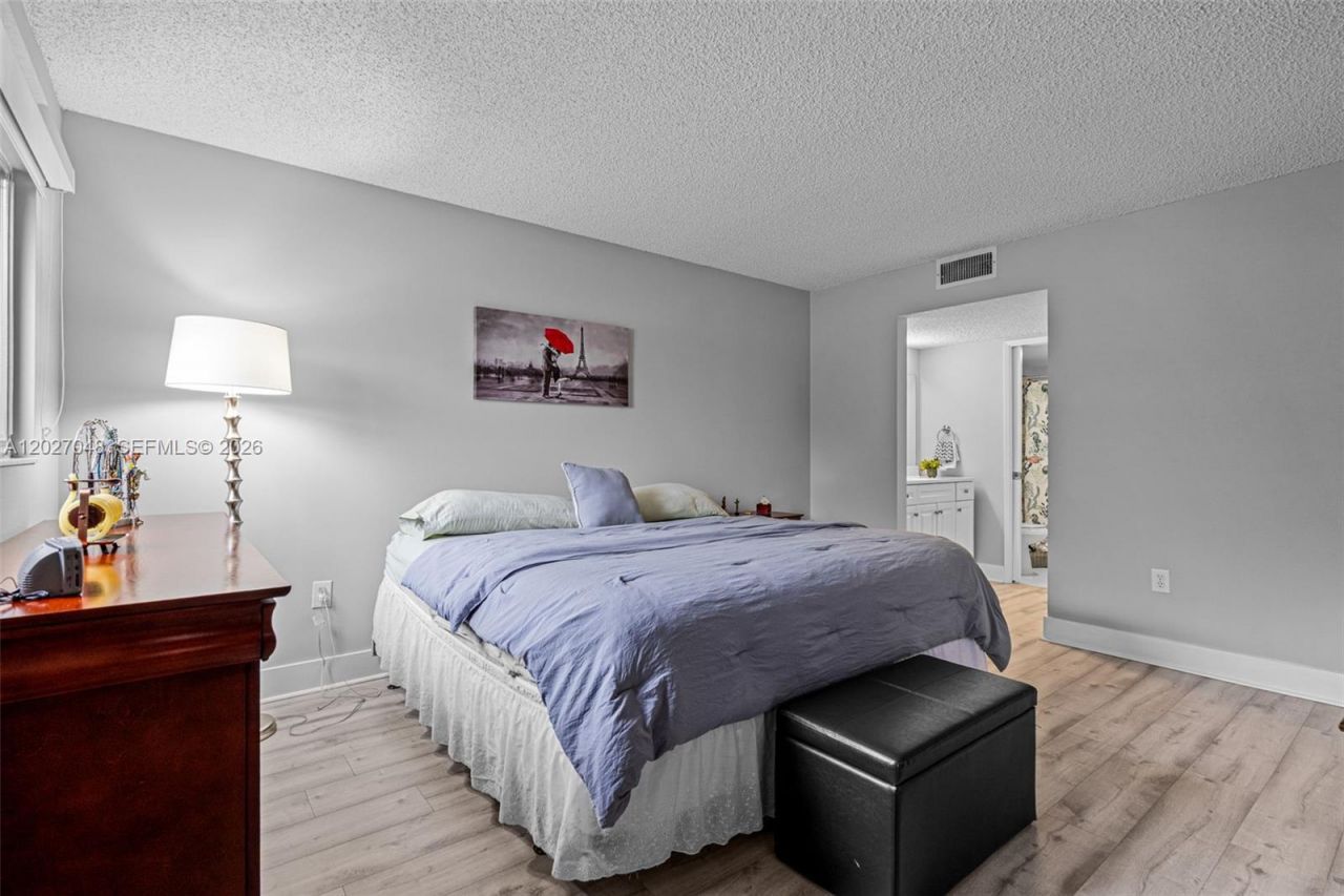 13355 SW 16th Ct , Unit 211E, Pembroke Pines, FL 33027 Photo