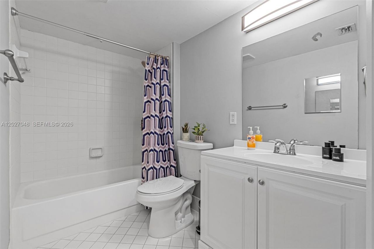 13355 SW 16th Ct , Unit 211E, Pembroke Pines, FL 33027 Photo