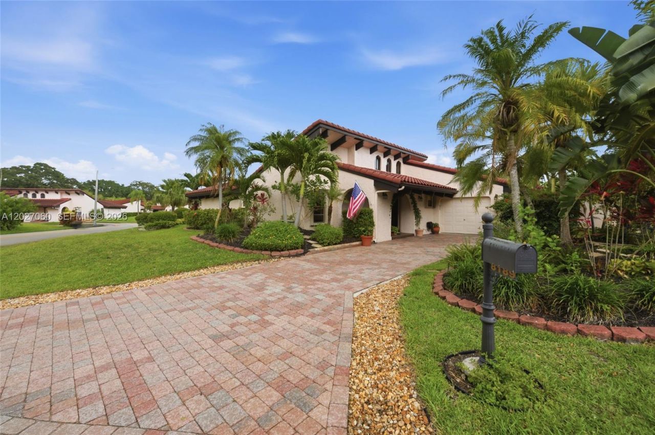 8189 Pine Cir , Unit 49, Tamarac, FL 33321 Photo