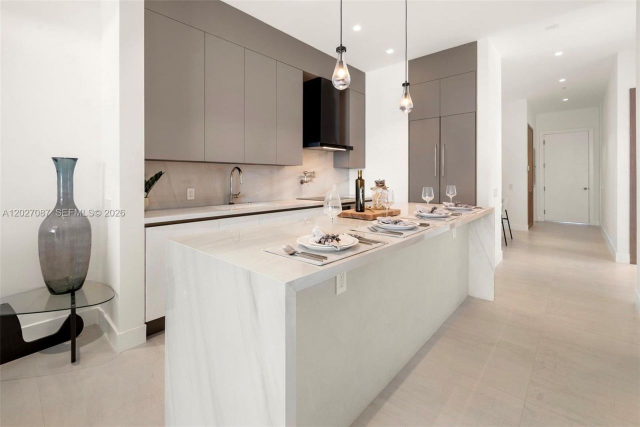 246 NE 6th Ave , Unit 302, Delray Beach, FL 33483 Photo