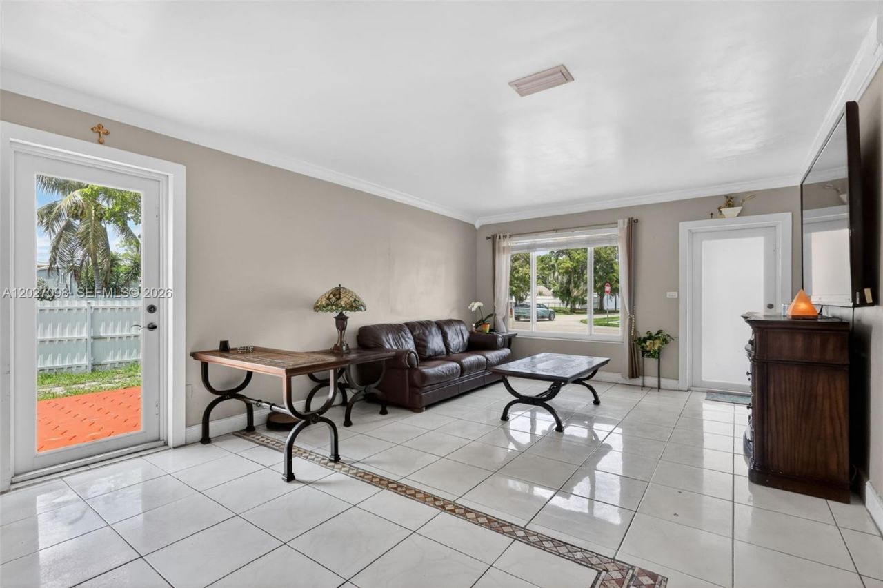 1440 N 68th Ave, Hollywood, FL 33024 Photo
