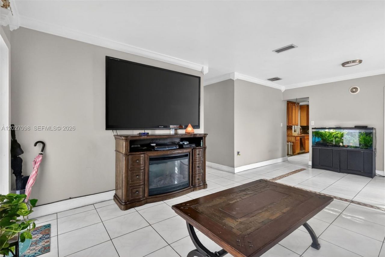 1440 N 68th Ave, Hollywood, FL 33024 Photo