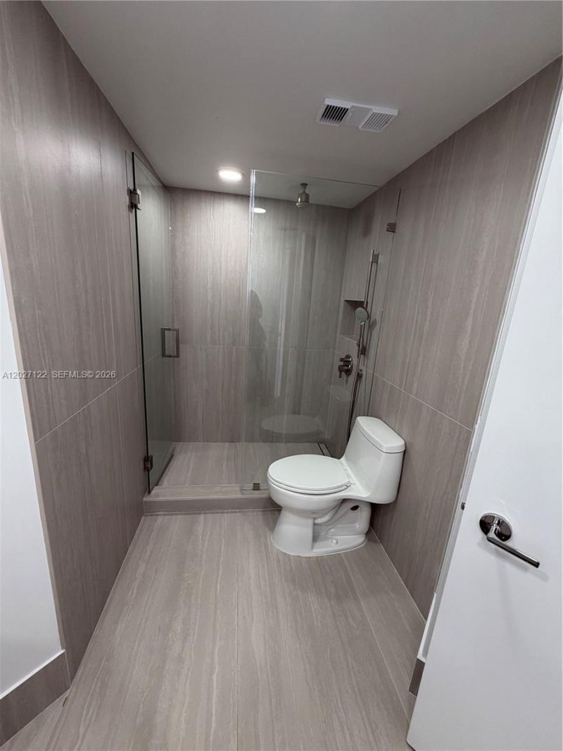 3640 Yacht Club Dr, Unit 805, Aventura, FL 33180 Photo